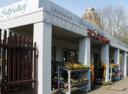 Blumenhalle in Leipzig - Blumenhalle am S&uuml;dfriedhof - Alles unter einem Dach 