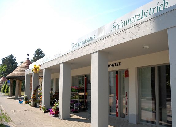 Blumenhalle am S&uuml;dfriedhof - Alles unter einem Dach 